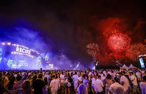 
          Imagem ilustrativa da imagem Vai usar transporte público no Réveillon? Veja como funcionam metrô e ônibus
          