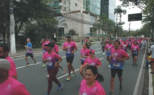 
          Imagem ilustrativa da imagem Veja imagens dos participantes da Corrida Tribuna Ruas da Cidade
          