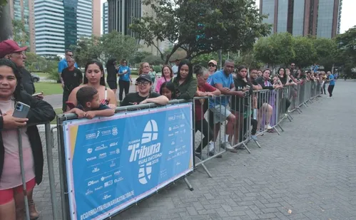 
          Imagem ilustrativa da imagem Veja imagens dos participantes da Corrida Tribuna Ruas da Cidade
          