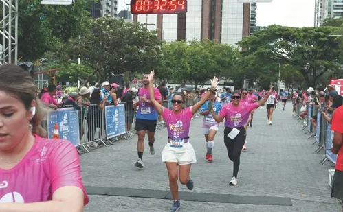 
          Imagem ilustrativa da imagem Veja imagens dos participantes da Corrida Tribuna Ruas da Cidade
          