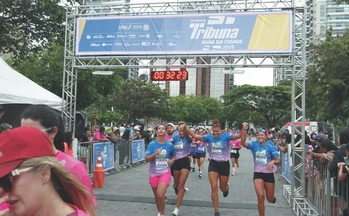 
          Imagem ilustrativa da imagem Veja imagens dos participantes da Corrida Tribuna Ruas da Cidade
          