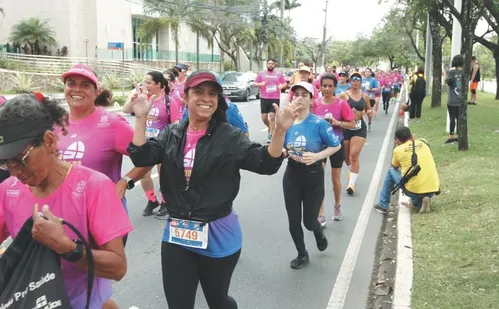 
          Imagem ilustrativa da imagem Veja imagens dos participantes da Corrida Tribuna Ruas da Cidade
          