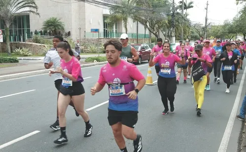
          Imagem ilustrativa da imagem Veja imagens dos participantes da Corrida Tribuna Ruas da Cidade
          