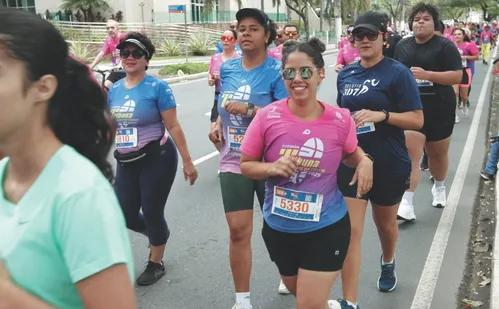 
          Imagem ilustrativa da imagem Veja imagens dos participantes da Corrida Tribuna Ruas da Cidade
          