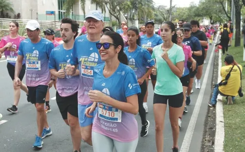 
          Imagem ilustrativa da imagem Veja imagens dos participantes da Corrida Tribuna Ruas da Cidade
          