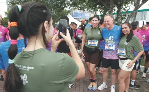 
          Imagem ilustrativa da imagem Veja imagens dos participantes da Corrida Tribuna Ruas da Cidade
          