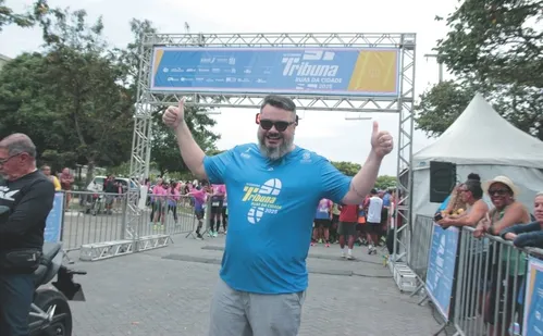 
          Imagem ilustrativa da imagem Veja imagens dos participantes da Corrida Tribuna Ruas da Cidade
          