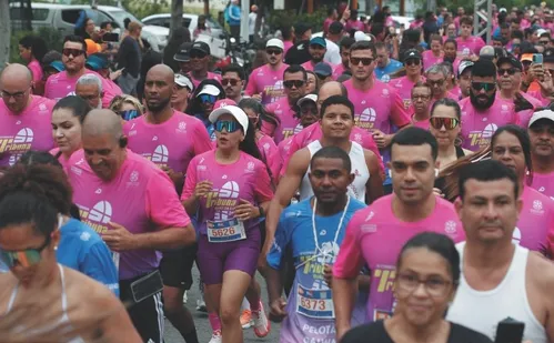 
          Imagem ilustrativa da imagem Veja imagens dos participantes da Corrida Tribuna Ruas da Cidade
          