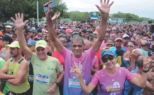 
          Imagem ilustrativa da imagem Veja imagens dos participantes da Corrida Tribuna Ruas da Cidade
          