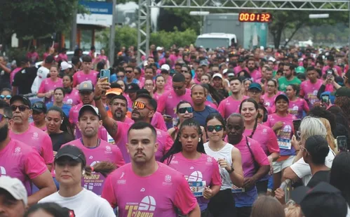 
          Imagem ilustrativa da imagem Veja imagens dos participantes da Corrida Tribuna Ruas da Cidade
          