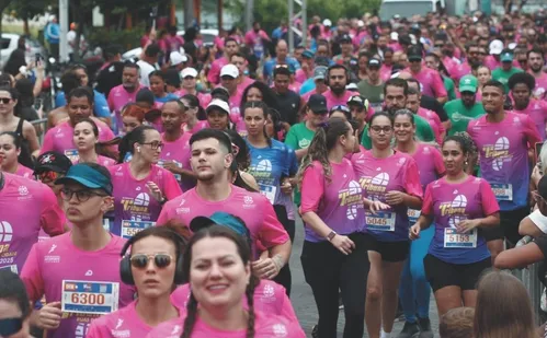 
          Imagem ilustrativa da imagem Veja imagens dos participantes da Corrida Tribuna Ruas da Cidade
          