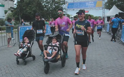 
          Imagem ilustrativa da imagem Veja imagens dos participantes da Corrida Tribuna Ruas da Cidade
          