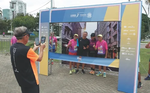 
          Imagem ilustrativa da imagem Veja imagens dos participantes da Corrida Tribuna Ruas da Cidade
          