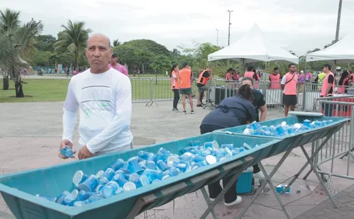 
          Imagem ilustrativa da imagem Veja imagens dos participantes da Corrida Tribuna Ruas da Cidade
          