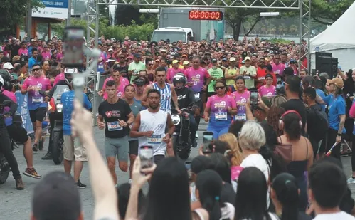 
          Imagem ilustrativa da imagem Veja imagens dos participantes da Corrida Tribuna Ruas da Cidade
          