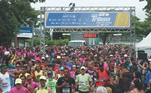 
          Imagem ilustrativa da imagem Veja imagens dos participantes da Corrida Tribuna Ruas da Cidade
          
