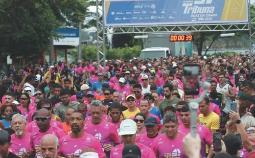 
          Imagem ilustrativa da imagem Veja imagens dos participantes da Corrida Tribuna Ruas da Cidade
          