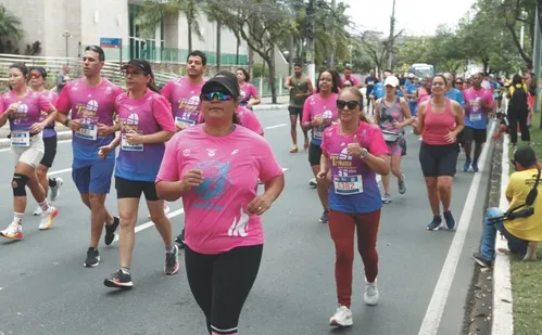 
          Imagem ilustrativa da imagem Veja imagens dos participantes da Corrida Tribuna Ruas da Cidade
          