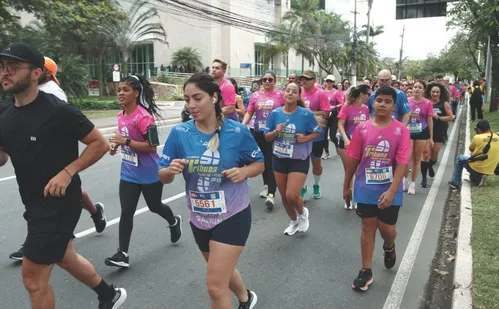 
          Imagem ilustrativa da imagem Veja imagens dos participantes da Corrida Tribuna Ruas da Cidade
          