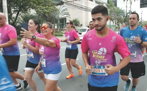 
          Imagem ilustrativa da imagem Veja imagens dos participantes da Corrida Tribuna Ruas da Cidade
          