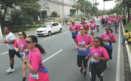 
          Imagem ilustrativa da imagem Veja imagens dos participantes da Corrida Tribuna Ruas da Cidade
          