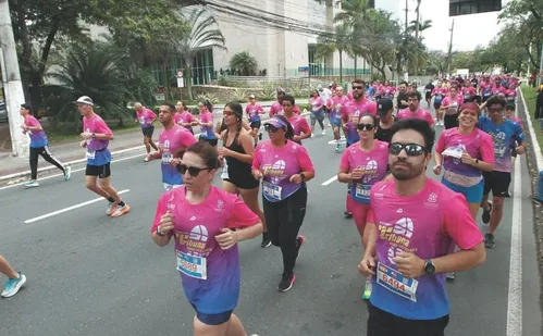 
          Imagem ilustrativa da imagem Veja imagens dos participantes da Corrida Tribuna Ruas da Cidade
          