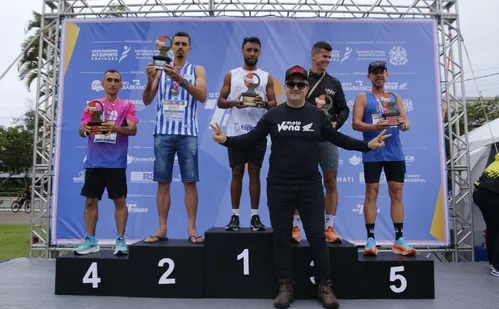 
          Imagem ilustrativa da imagem Veja os vencedores da Corrida Tribuna Ruas da Cidade
          