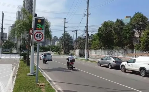 
          Imagem ilustrativa da imagem Vila Velha vai ganhar 16 novos indicadores de velocidade; veja locais e objetivo
          