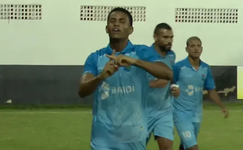 
          Imagem ilustrativa da imagem Vilavelhense vence o Real Noroeste e sobe para a quinta posição
          