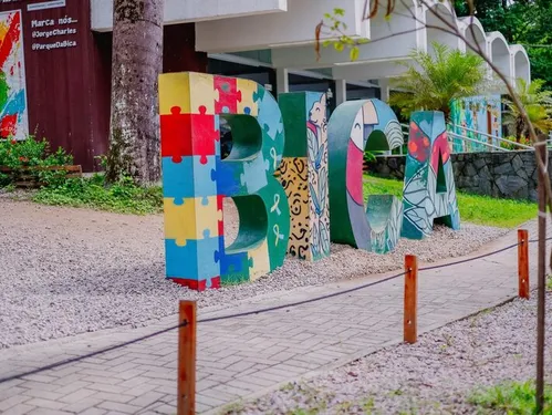 
          Imagem ilustrativa da imagem Zoológico em que leoa matou jovem reabre na quinta; animal passa a ter monitoramento específico
          