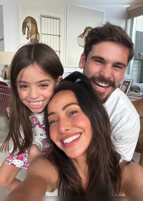 
          Imagem ilustrativa da imagem Felipe Simas, Sabrina Sato e Taís Araújo: notícias dos famosos na coluna Pop.Zap
          