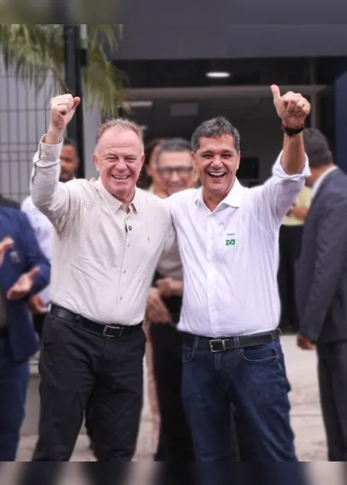 
          Imagem ilustrativa da imagem Ricardo de vez com o bloco na rua
          