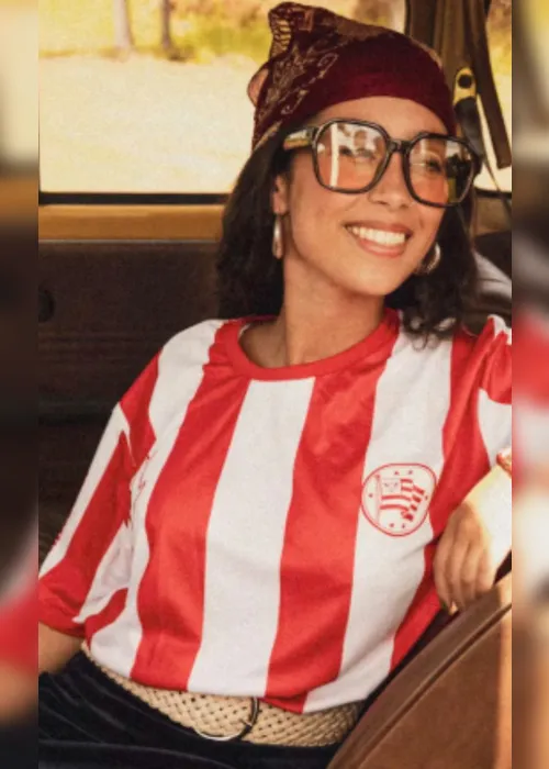 
          Imagem ilustrativa da imagem Sport, Náutico e Santa lançam camisas do filme "O Agente Secreto"
          