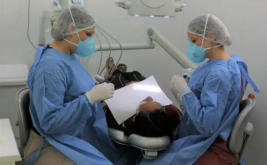 Imagem ilustrativa da imagem 900 vagas para tratamento de canal, cirurgia e prótese de graça