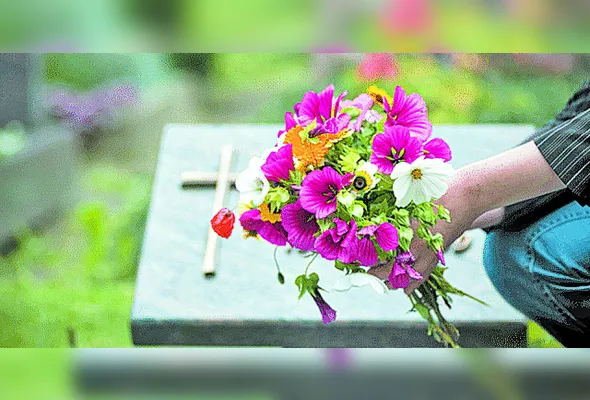 Dia de finados: preço das flores tem aumento neste ano em Vitória