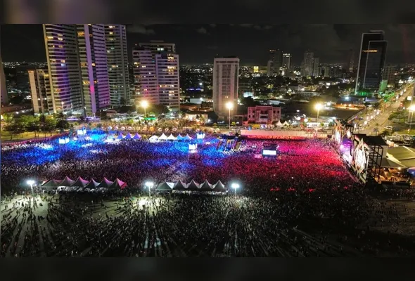 Imagem ilustrativa da imagem Réveillon no Pina: confira horários, transportes e itens proibidos na Virada Recife