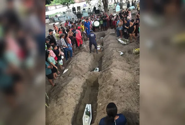 Além das mortes, 31 casas foram queimadas no acampamento do Must