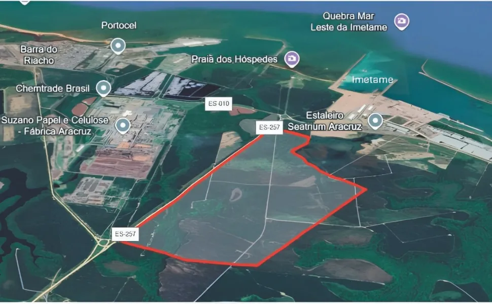 No destaque em vermelho, a área reservada para montadora da GWM em Aracruz, ao lado do Porto da Imetame