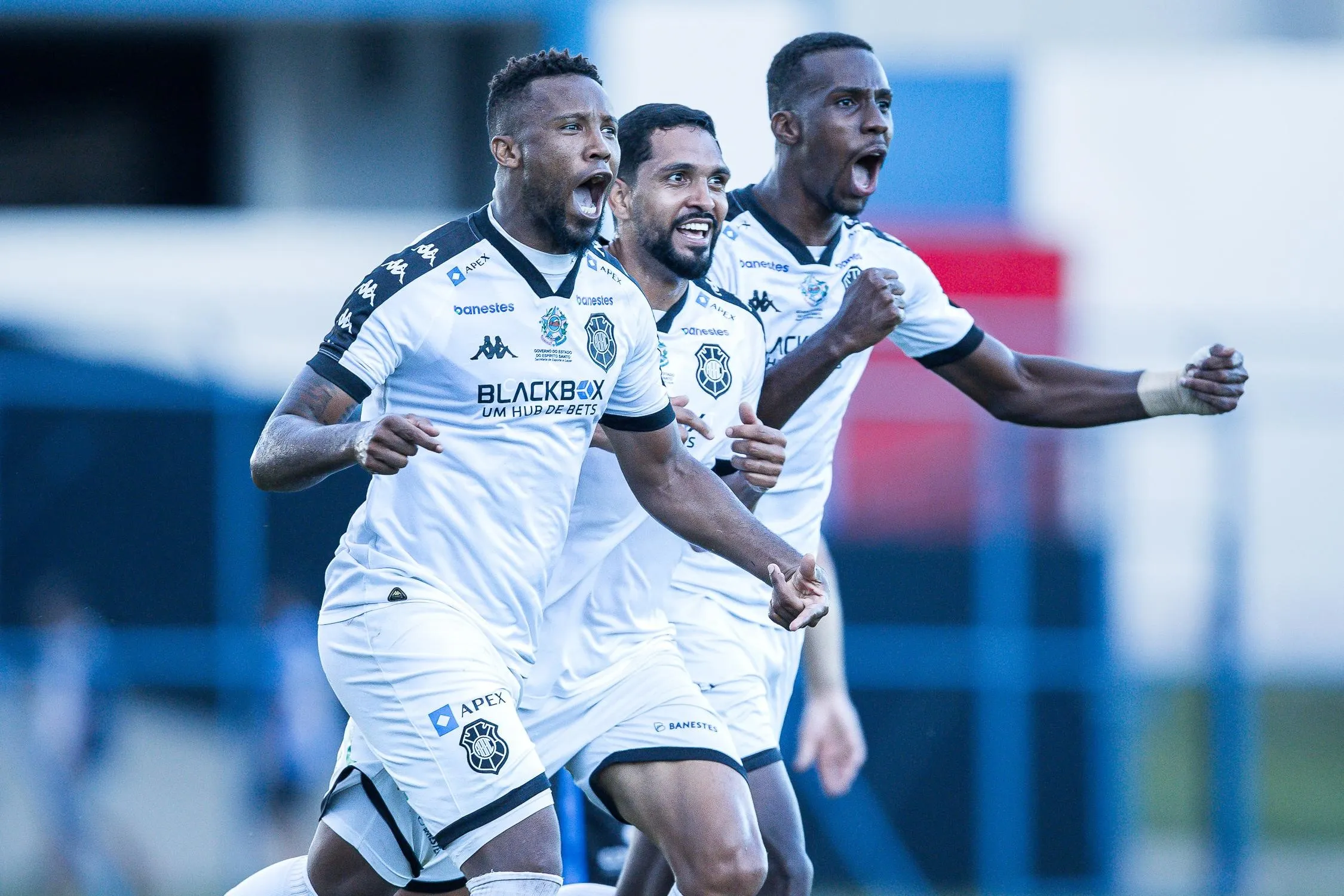 Imagem ilustrativa da imagem Rio Branco vence o Capital/DF por 2 a 0 e se isola no topo do grupo