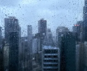 Imagem ilustrativa da imagem Apac prevê chuvas moderadas nesta quinta-feira(12) de abertura do Carnaval