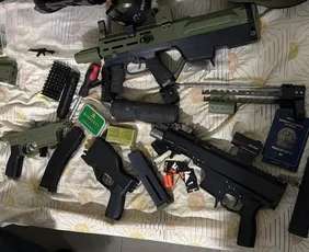 Imagem ilustrativa da imagem Armas feitas com impressoras 3D: operação prende engenheiro especializado e cúmplices em SP