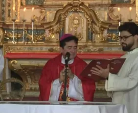 Imagem ilustrativa da imagem Fé e Tradição: Fiéis do Grande Recife celebram o Tríduo Pascal da Semana Santa