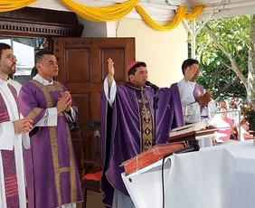 Imagem ilustrativa da imagem Fé ocupa ruas do Grande Recife nesta Semana Santa com procissões e Via-Sacra