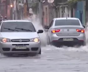 Imagem ilustrativa da imagem Grande Recife, Zonas da Mata Sul e Norte entram em alerta vermelho devido às chuvas