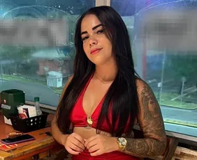 Imagem ilustrativa da imagem Influenciadora digital é morta a facadas durante bloco de carnaval no Recife