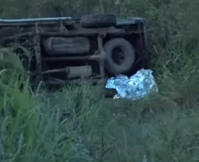 Imagem ilustrativa da imagem Irmãs morrem após veículo cair em ribanceira na cidade de Vitória de Santo Antão