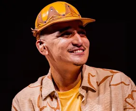 Imagem ilustrativa da imagem João Gomes abre o São João com "drilha" no Recife