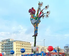 Imagem ilustrativa da imagem Maior bloco do mundo, Galo da Madrugada sai às ruas de Recife neste sábado com 30 trios elétricos