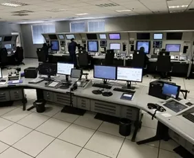 Imagem ilustrativa da imagem O que é o centro de controle que teve pane e paralisou voos em São Paulo