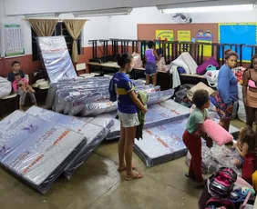 Imagem ilustrativa da imagem ‘Onde um dia foi a minha casa, não tem nada’; moradores buscam abrigo em escolas de Juiz de Fora